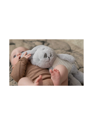 Kuscheltier Milo Hase mit Herzschlag