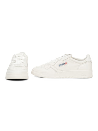 Medalist Low Man Sneaker
