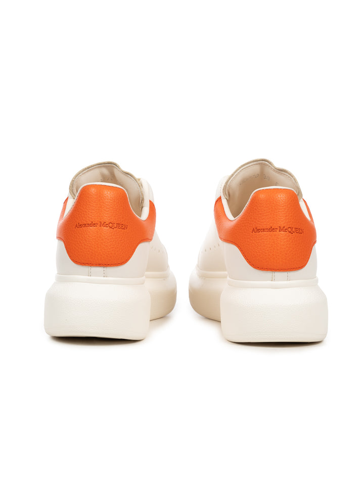 Sneaker mit Oversized-Sohle - Weiss/Orange