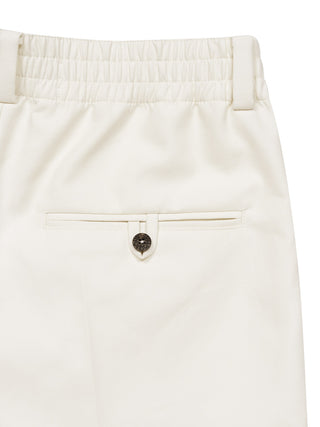 Hose mit elastischer Taille