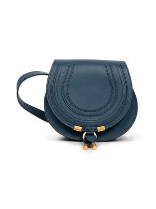Kleine Marcie Satteltasche aus genarbten Leder in Navy
