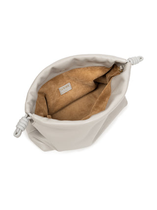 Mittelgroße Flamenco Tasche aus samtigem Nappa-Lammleder