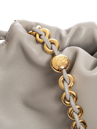 Mittelgroße Flamenco Tasche aus samtigem Nappa-Lammleder