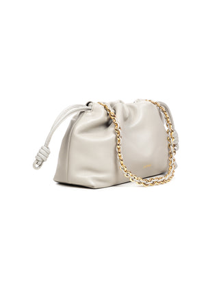 Mittelgroße Flamenco Tasche aus samtigem Nappa-Lammleder