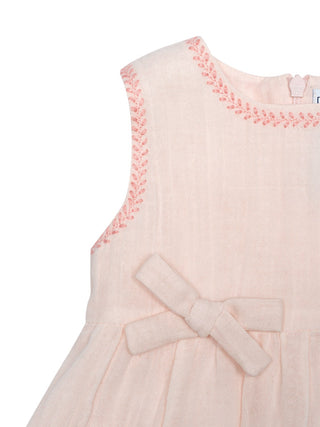 Kleid mit Blumen-Stickerei - Rosa