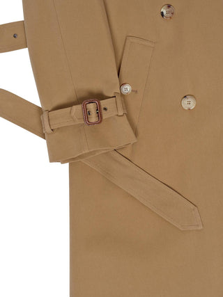 Doppelreihiger Trenchcoat mit Lederbesatz
