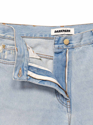 Naomi Jeans mit Kettendetail