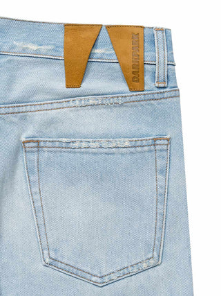 Naomi Jeans mit Kettendetail