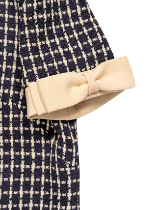 Kurzes Kleid aus Boucle