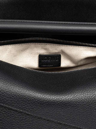 Große Puzzle Edge Tasche aus genarbtem Kalbsleder - Schwarz