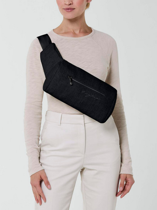 Coya Carrier Bouclé Babytrage - Stone Black/Bouclé