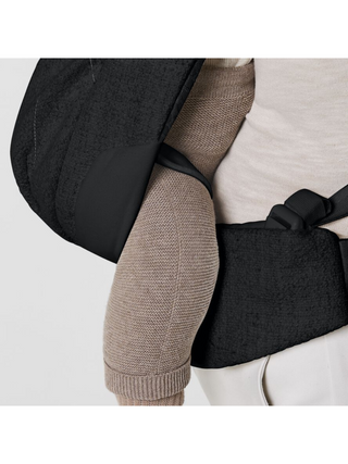 Coya Carrier Bouclé Babytrage - Stone Black/Bouclé