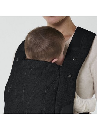 Coya Carrier Bouclé Babytrage - Stone Black/Bouclé
