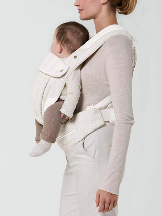 Coya Carrier Bouclé Babytrage -  Cream White/Bouclé