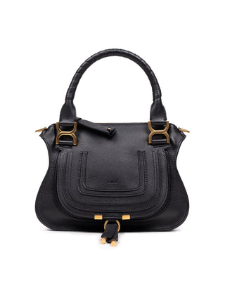 Kleine Marcie in Schwarz