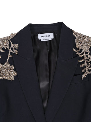 Silberne Tattoo Jacke mit spitzen Schultern
