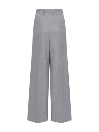 Noa in Grau aus Wolle