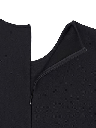 Kleid mit Asymmetrischen Schnitt