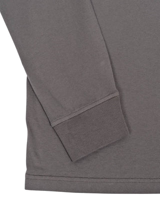 Langarm mit Logo auf der Brust