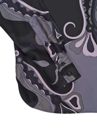 Seidenbluse mit organischem Muster
