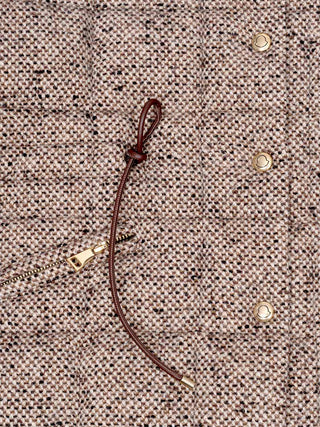 Anitgony kurze Daunenjacke