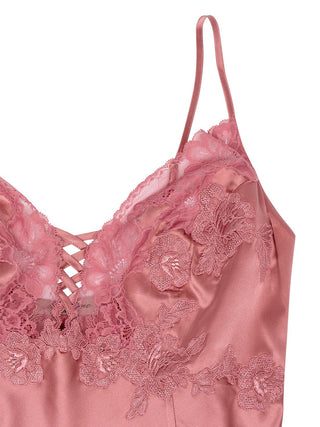 Bonnie Nachthemd aus Satin und rosa Spitze