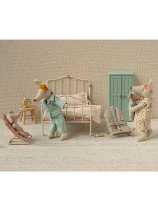 Babysitter, My - Rosa