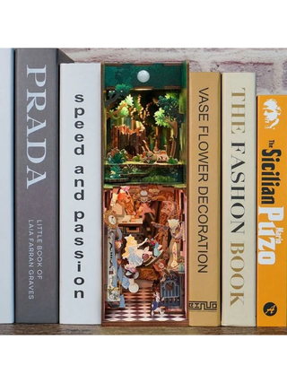 Tonecheer - Book Nook DIY Bücherecke Alice in Wonderland