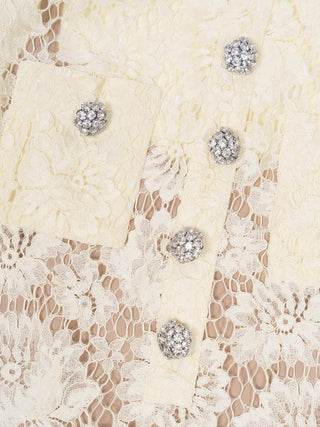 Gelbes Minikleid aus feiner Spitze