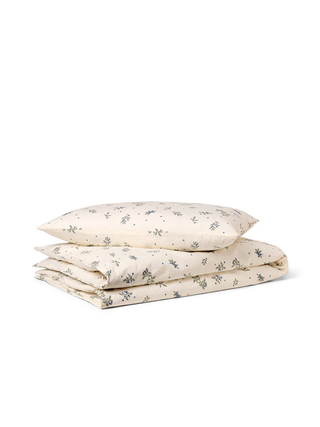 Dear April - Joha Junior Bettwäsche, Blueberries/Lavender - 100x135 / 40x60 cm, Reißverschluss