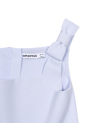 Crêpe-Kleid mit Blumenverzierungen - Hellblau