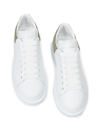 Sneaker mit Oversized-Sohle Grün