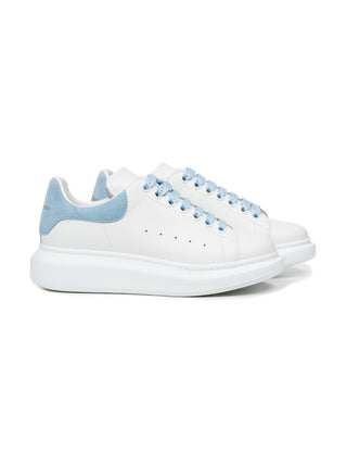Sneaker mit Oversized-Sohle Blau