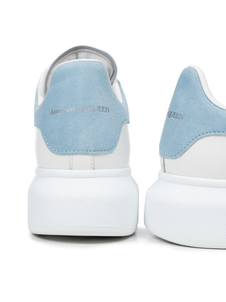Sneaker mit Oversized-Sohle Blau