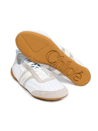 Kick Sneaker in Weiß mit hellblauen Akzenten