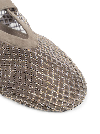 Ballerinas mit schimmernden Kristallen