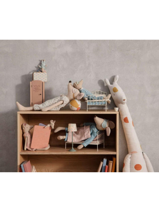 Medium Maus, Nachthemd