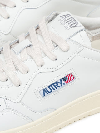 Medalist Low Man mit Salbei-Ferse