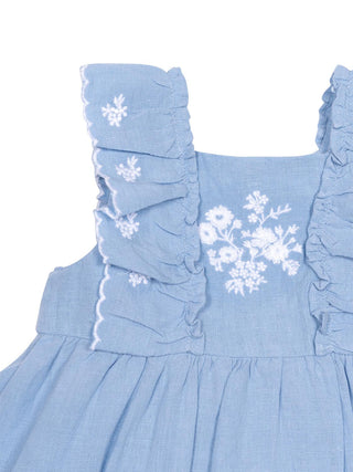 Leinenkleid mit Rüschen und Blütenstickereien – Blau