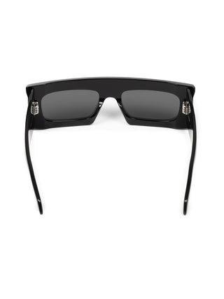 Breite Sonnenbrille in Schwarz