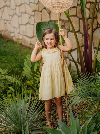 Gestreiftes Kleid mit Rüschen - Gelb