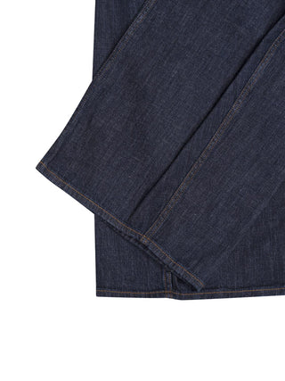 Jeans aus Denim mit Gürtel