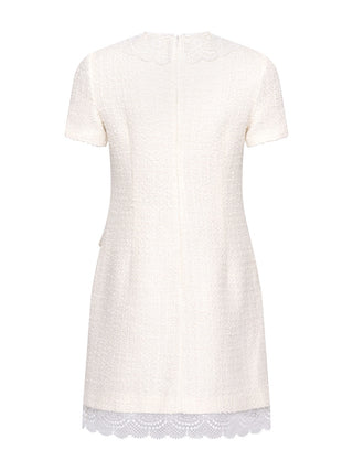 Cremefarbenes Bouclé-Mini-Kleid mit Spitzenbesatz und taillierter Passform