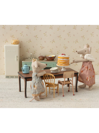 Partykuchen und Kuchenplatte, Maus