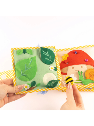 Mini Quiet Book - Kleine Buntschuppe