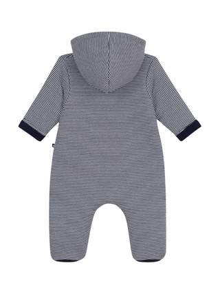 Wattierter Overall mit Kapuze und Füßchen, gestreift – Blau/Weiß