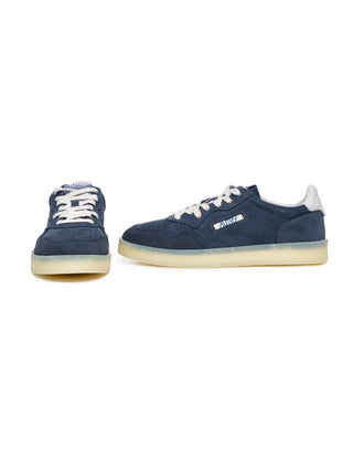 Medalist Low Man Crepe in Blau