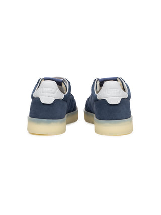 Medalist Low Man Crepe in Blau