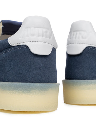 Medalist Low Man Crepe in Blau