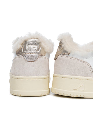 Medalist Shearling in Creme